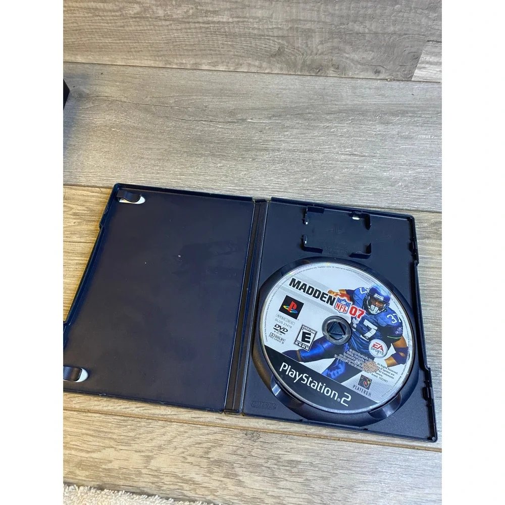 Madden NFL‎ 07 Sony PlayStation 2 PS2 EA Sports Football Game Shaun Alexander